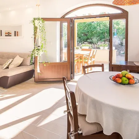 Ivana * Sveti Vid-Miholjice